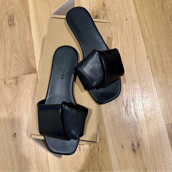 Jenni Kayne Dani Slide Black Leather Sandals Size 38. With box. Like New. - Picture 5 of 7